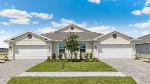 8316 Bridgewater Dr, North Fort Myers, FL 33917