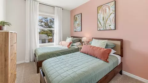 Bedroom - 2120 Pilsner Loop, Bradenton, FL 34208 photo 2 of 2
