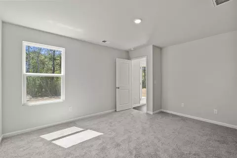 Bedroom - 105 Foxford Dr, Conway, SC 29526 photo 4 of 6