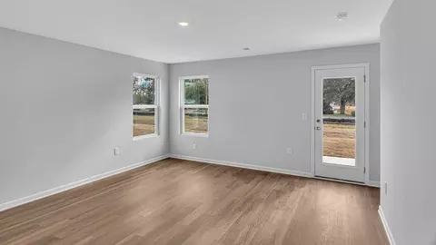 Living - 105 Foxford Dr, Conway, SC 29526 photo 1 of 5