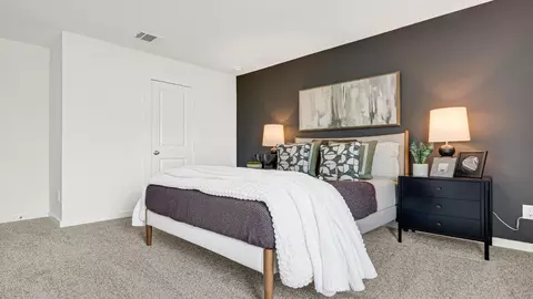 Bedroom - 1004 Switchgrass Ct, Sealy, TX 77474 photo 7 of 16