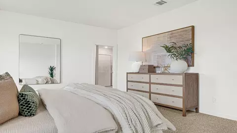Bedroom - 1004 Switchgrass Ct, Sealy, TX 77474 photo 10 of 16