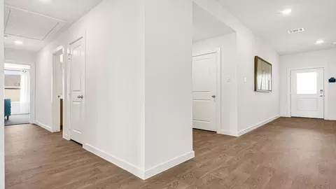 Entry Way - 1004 Switchgrass Ct, Sealy, TX 77474 photo 4 of 6