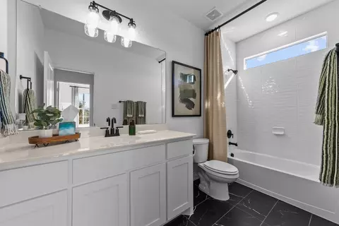 Bath - 2704 Fork Way, Celina, TX 75009 photo 1 of 3