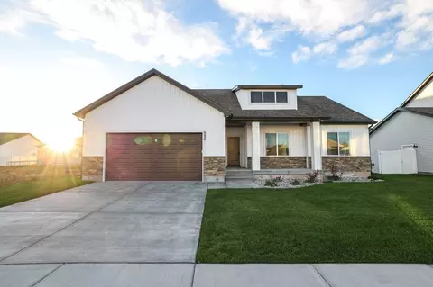 Brooklyn St., Ammon, ID 83401