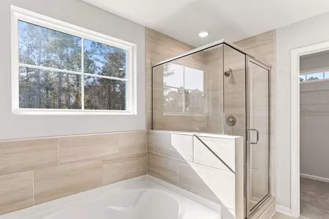 Bath - 162 Como Dr, Pooler, GA 31322 photo 5 of 5