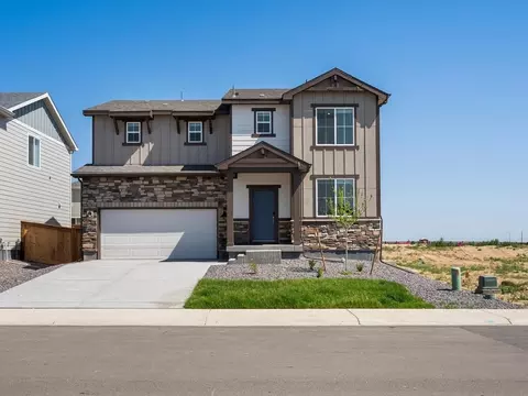 4621 Sunsplash Way, Johnstown, CO 80534