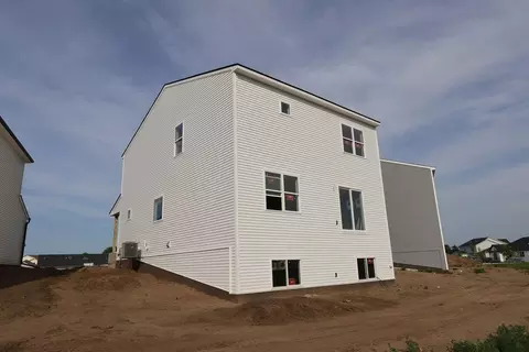 708 Highland Cir, Jordan, MN 55352