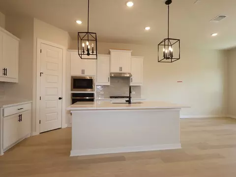 Kitchen - 160 Champ Ave, Buda, TX 78610 photo 2 of 2