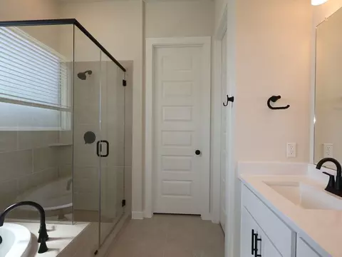 Bath - 160 Champ Ave, Buda, TX 78610 photo 1 of 1