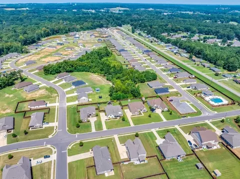 View/Area - 135 Trevor Dr, Millbrook, AL 36054 photo 2 of 5