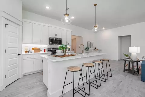 Kitchen - 200 W Seminole St, Strafford, MO 65757 photo 12 of 12