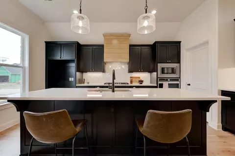 Kitchen - 7201 E Oakland St, Broken Arrow, OK 74014 photo 1 of 8