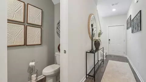 Entry Way - 2289 Jamin Bnd, Lithonia, GA 30058 photo 14 of 16