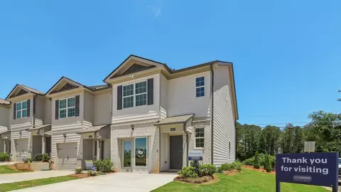 Exterior - 2289 Jamin Bnd, Lithonia, GA 30058 photo 10 of 11