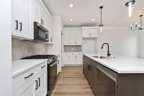Kitchen - 732 S Calhoun Ln, Star, ID 83669 photo 10 of 14