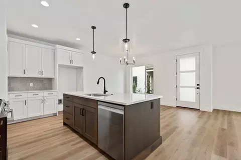 Kitchen - 732 S Calhoun Ln, Star, ID 83669 photo 11 of 14