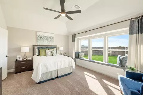 Bedroom - 112 Sweetwater Dr, Commerce, TX 75428 photo 10 of 11