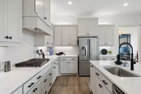Kitchen - 400 Dover Mews, Celina, TX 75009 photo 1 of 4