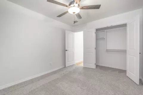 Bedroom - 701 Still Mdws, Guthrie, OK 73044 photo 7 of 16