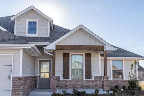 Exterior - 701 Still Mdws, Guthrie, OK 73044 photo 21 of 33