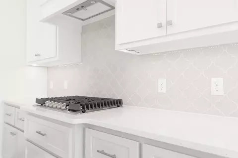 Kitchen - 701 Still Mdws, Guthrie, OK 73044 photo 10 of 14
