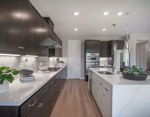 Kitchen - 8097 Blue River Dr, Vallejo, CA 94591 photo 7 of 8