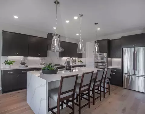 Kitchen - 8097 Blue River Dr, Vallejo, CA 94591 photo 6 of 8