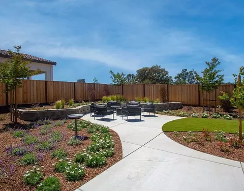 Exterior - 8097 Blue River Dr, Vallejo, CA 94591 photo 8 of 17