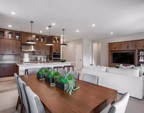 Dining - 8097 Blue River Dr, Vallejo, CA 94591 photo 3 of 5