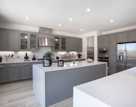 Kitchen - 8097 Blue River Dr, Vallejo, CA 94591 photo 2 of 8