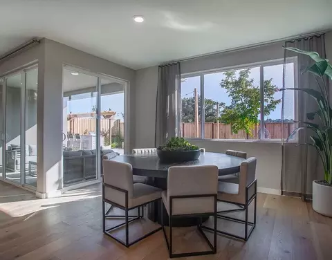 Dining - 8097 Blue River Dr, Vallejo, CA 94591 photo 5 of 5