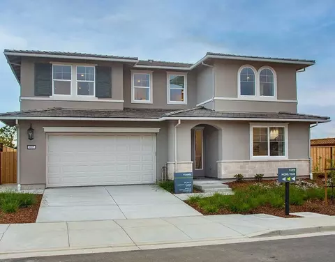 Exterior - 8097 Blue River Dr, Vallejo, CA 94591 photo 11 of 17