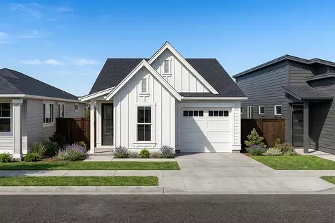 Exterior - 61124 NE Cobalt St, Bend, OR 97701 photo 2 of 6