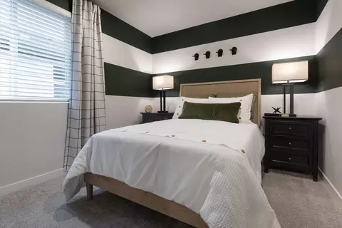 Bedroom - 3887 SW 38th St, Gresham, OR 97080 photo 12 of 17