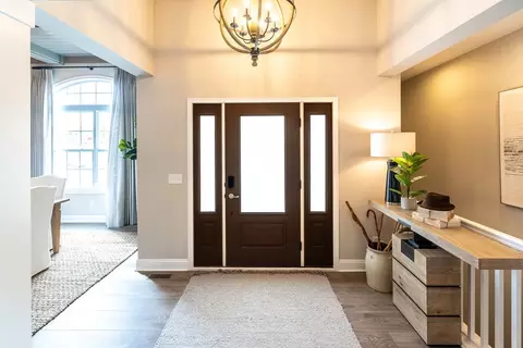 Entry Way - 3859 Eastern Rd, Norton, OH 44203 photo 6 of 6
