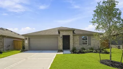 610 Meadowknoll Dr, Crosby, TX 77532