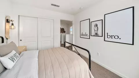 Bedroom - 5220 E Tower Ave, Fresno, CA 93725 photo 2 of 2