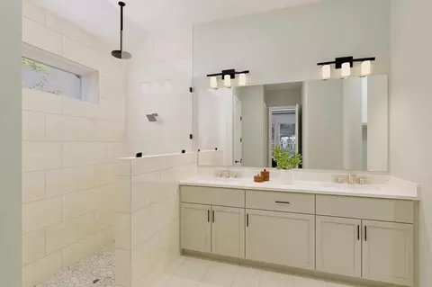 Bath - 9415 Forest Ground Ave, Conroe, TX 77301 photo 3 of 5