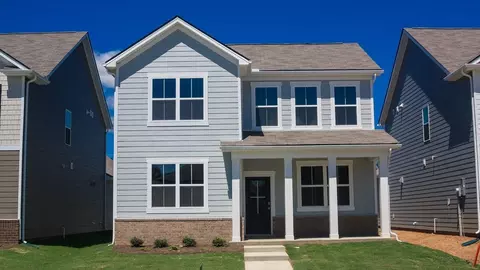 4023 Red Hawk Rd, Columbia, TN 38401
