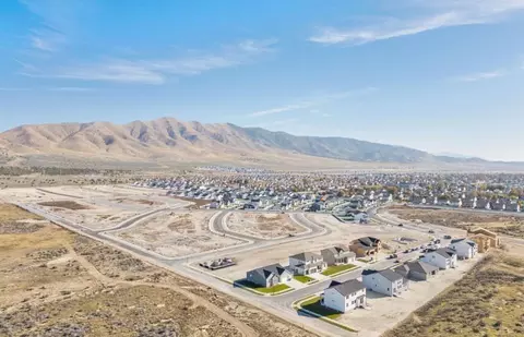 View/Area - 4850 N Topaz Dr, Eagle Mountain, UT 84005 photo 1 of 2