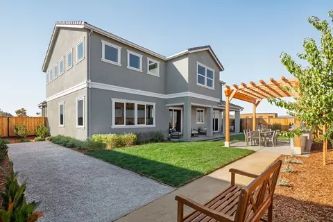 Exterior - 537 Plough Dr, Vacaville, CA 95687 photo 6 of 6