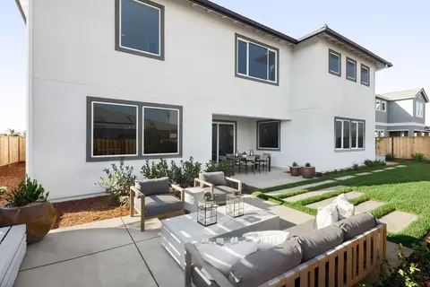 Exterior - 537 Plough Dr, Vacaville, CA 95687 photo 4 of 6