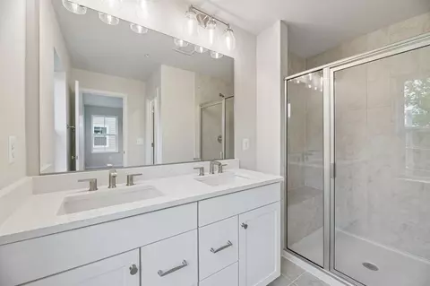 Bath - 9714 Gaelic Pl, Waldorf, MD 20601 photo 2 of 16