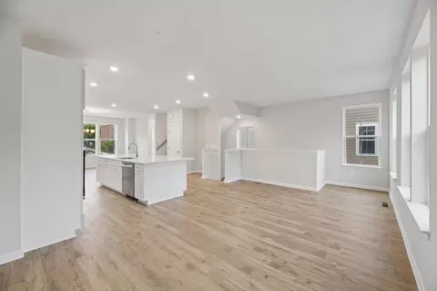 Living - 9714 Gaelic Pl, Waldorf, MD 20601 photo 3 of 6
