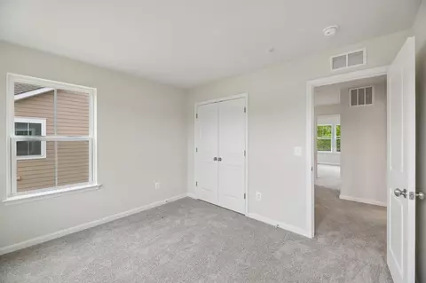Bedroom - 9714 Gaelic Pl, Waldorf, MD 20601 photo 5 of 21