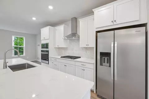Kitchen - 9714 Gaelic Pl, Waldorf, MD 20601 photo 4 of 10