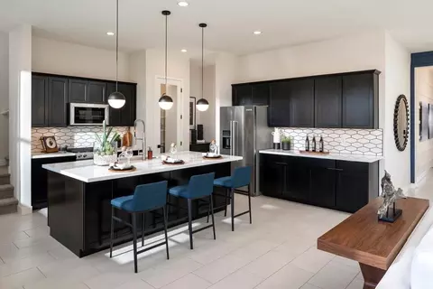Kitchen - 15552 S 182nd Ave, Goodyear, AZ 85338 photo 3 of 3