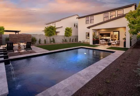 Exterior - 15552 S 182nd Ave, Goodyear, AZ 85338 photo 2 of 3