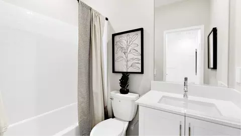 Bath - 1050 Main, El Cajon, CA 92021 photo 2 of 5